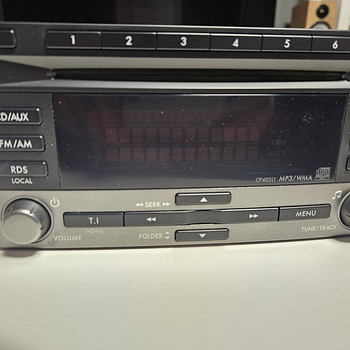 Subaru originaal raadio