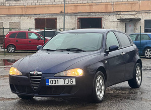 ALFA ROMEO 147 (2 фото из 8)