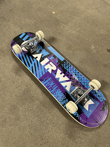 Skateboard Скейтборд (1 фото из 3)