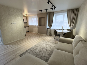 Juuli tn 7, Kreenholmi, Narva, Ida-Virumaa (3 фото из 14)
