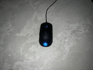 SteelSeries Rival 100, оптическая игровая мышь (1 фото из 2)