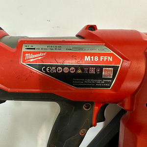 Akunaelapüstol Milwaukee M18 FFN (4 foto / 5)
