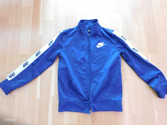 Детский свитер Nike 116-122 см