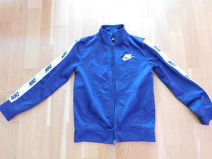 Детский свитер Nike 116-122 см (1 фото из 4)