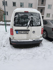 VW Caddy (5 фото из 5)