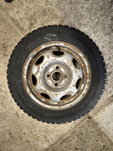 R14 Naastrehvid plekkvelgedel 4tk 175 / 65 Hankook (4 foto / 4)