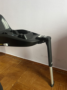 Maxi-Cosi Isofix turvatool (6 foto / 7)