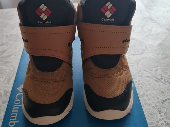 Columbia тёплые зимние сапоги р.31