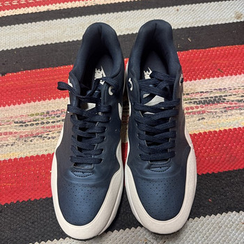 Nike tossud