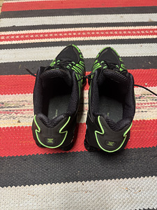 Nike Shox (1 фото из 3)