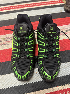 Nike Shox (2 фото из 3)
