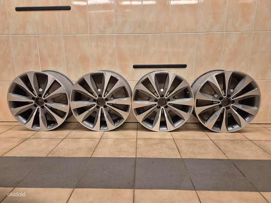 Mersedes Benz Veljed (4TK)