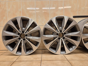 Диски Mersedes Benz (4 шт.) (2 фото из 3)