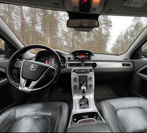 M/V: Ökonoomne Volvo V70 2015 (3 foto / 9)