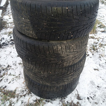 235 55 R17 Hakkapeliitta R
