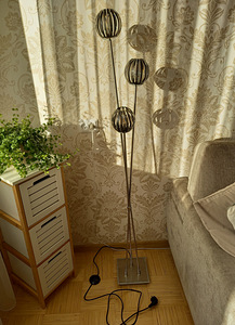 Торшер (8 фото из 8)