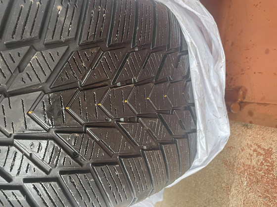 NEXEN WINGUARD ICE PLUS 245/45 R19 LAMELLREHVID