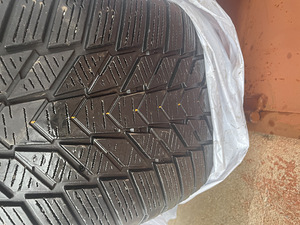 NEXEN WINGUARD ICE PLUS 245/45 R19 LAMELLREHVID (1 foto / 6)