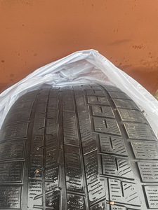Шины Yokohama Lamell 275/35 R19 (1 фото из 3)