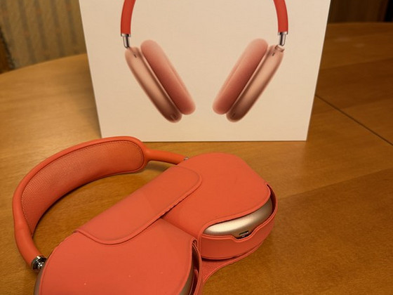 AirPods Max Pink