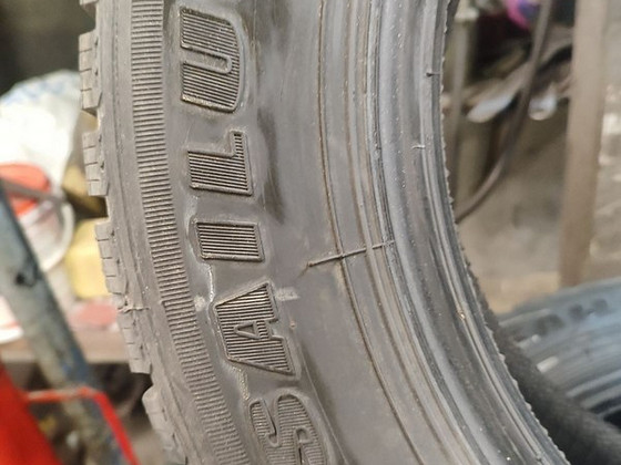 215/60 R16 Sailun