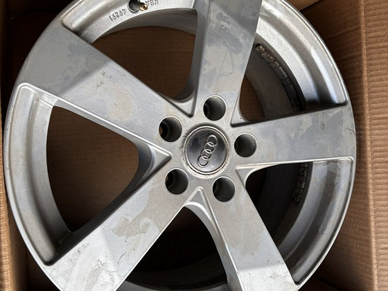 Veljed Dezent 5x112 7, 5x17 66, 6 ET37