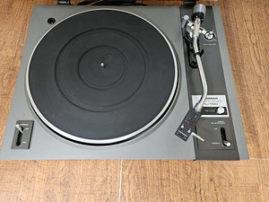 Pioneer PL-115D 2-Speed Belt-Drive Turntable (3 foto / 6)