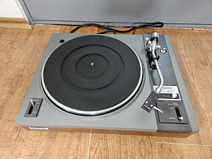 Pioneer PL-115D 2-Speed Belt-Drive Turntable (4 foto / 6)