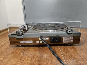 Pioneer PL-115D 2-Speed Belt-Drive Turntable (6 foto / 6)