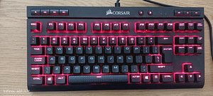Juhtmega klaviatuur Corsair K63 (4 foto / 6)