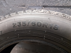 Korralikud naastrehvid 235/60 R18 (4 foto / 5)