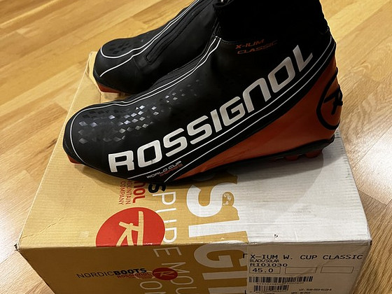 Ботинки для лыжных гонок ROSSIGNOL