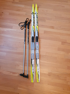 SUUSAD FISCHER RCS SPRINT CROWN 120CM + KEPID 85 + SAAPAD 29 (1 foto / 9)