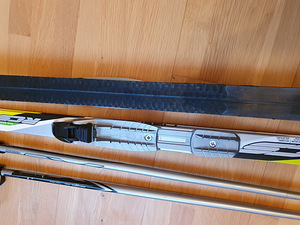 SUUSAD FISCHER RCS SPRINT CROWN 120CM + KEPID 85 + SAAPAD 29 (3 foto / 9)
