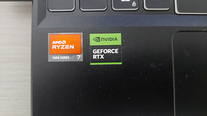 Acer NITRO 16 (3 foto / 7)