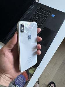 iPhone X 256 GB iPhone X (4 foto / 10)