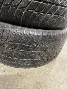 Шипованная шина 265/50 R19 (6 фото из 7)