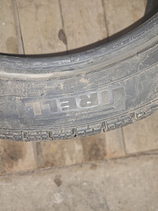 Шины (2 фото из 4)