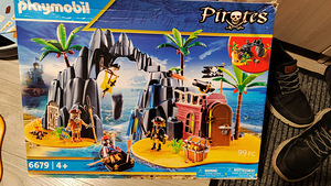 Playmobil пираты (1 фото из 3)