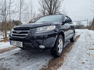Hyundai Santa Fe 2.7 V6 139 kW 7-kohaline nelikvedu (1 foto / 1)