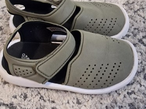 Adidas. Для садика