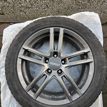 225/50R17 Dezent veljed + Goodyear Ultragrip rehvid