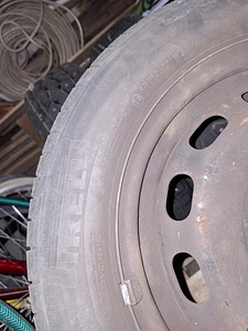 Uued naelrehvid ja plekkveljed.175/65R14 Ford/Fiesta (5 foto / 6)