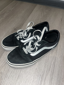 Кроссовки Vans 36 (1 фото из 2)