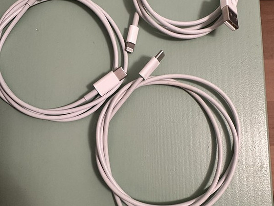 Оригинальные кабели для зарядки Apple