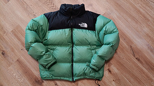 The North Face RETRO NUPTSE JACKET - Sulejope suurus L. (2 foto / 6)