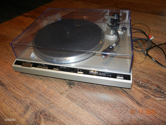 Technics SL Q3. ONKYO integra CP1055F