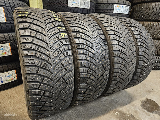 205 60 R 16 Michelin X Ice North 4