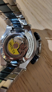 Часы INVICTA (7 фото из 8)
