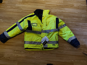 Sügis-Talvine tööjope - Top Swede (XL) (1 foto / 4)